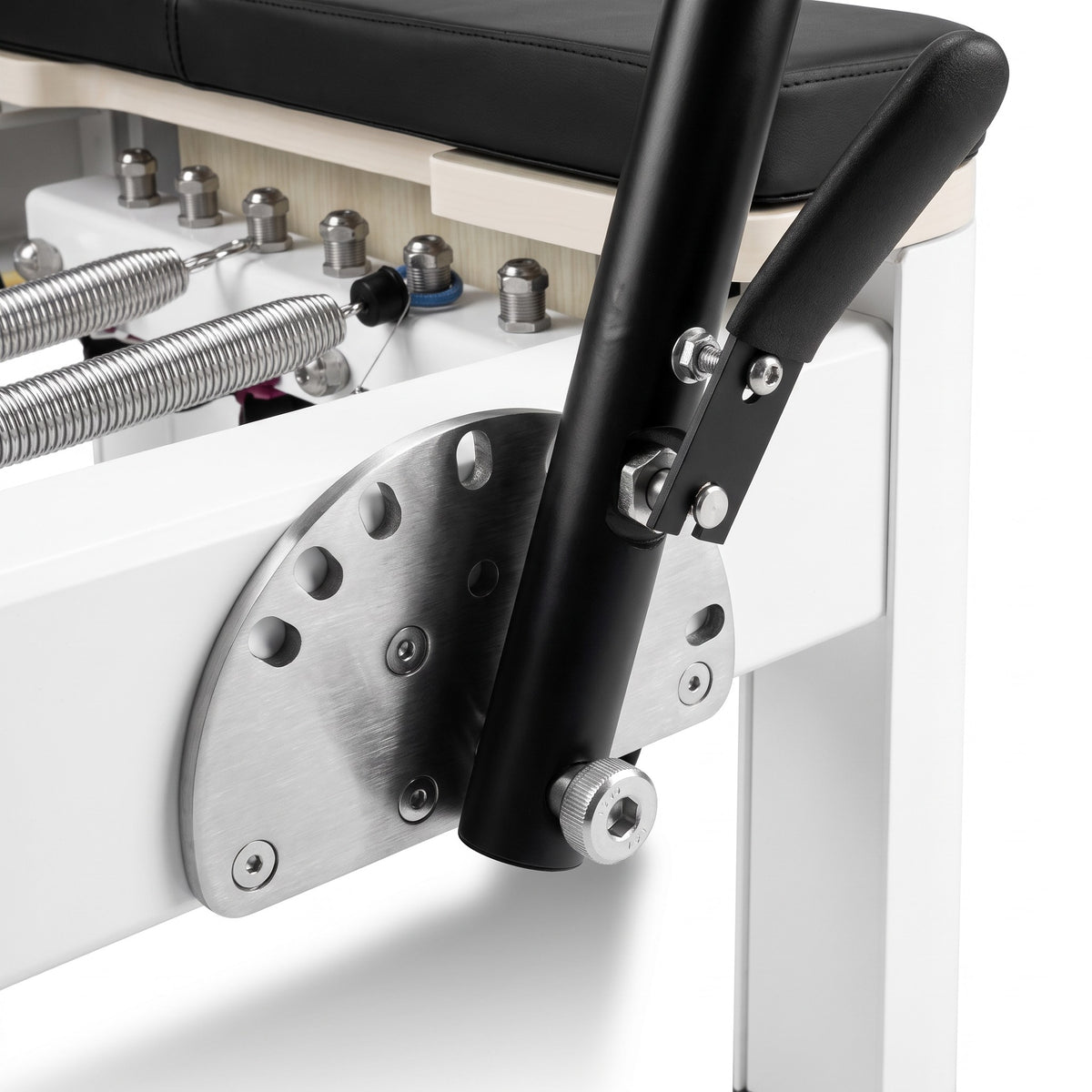 The Pearl Studio Original V3 - Studio Reformer Pilates Machine