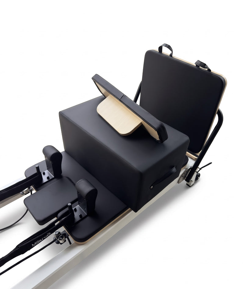 Premium Microfibre Leather, contoured shoulder rests