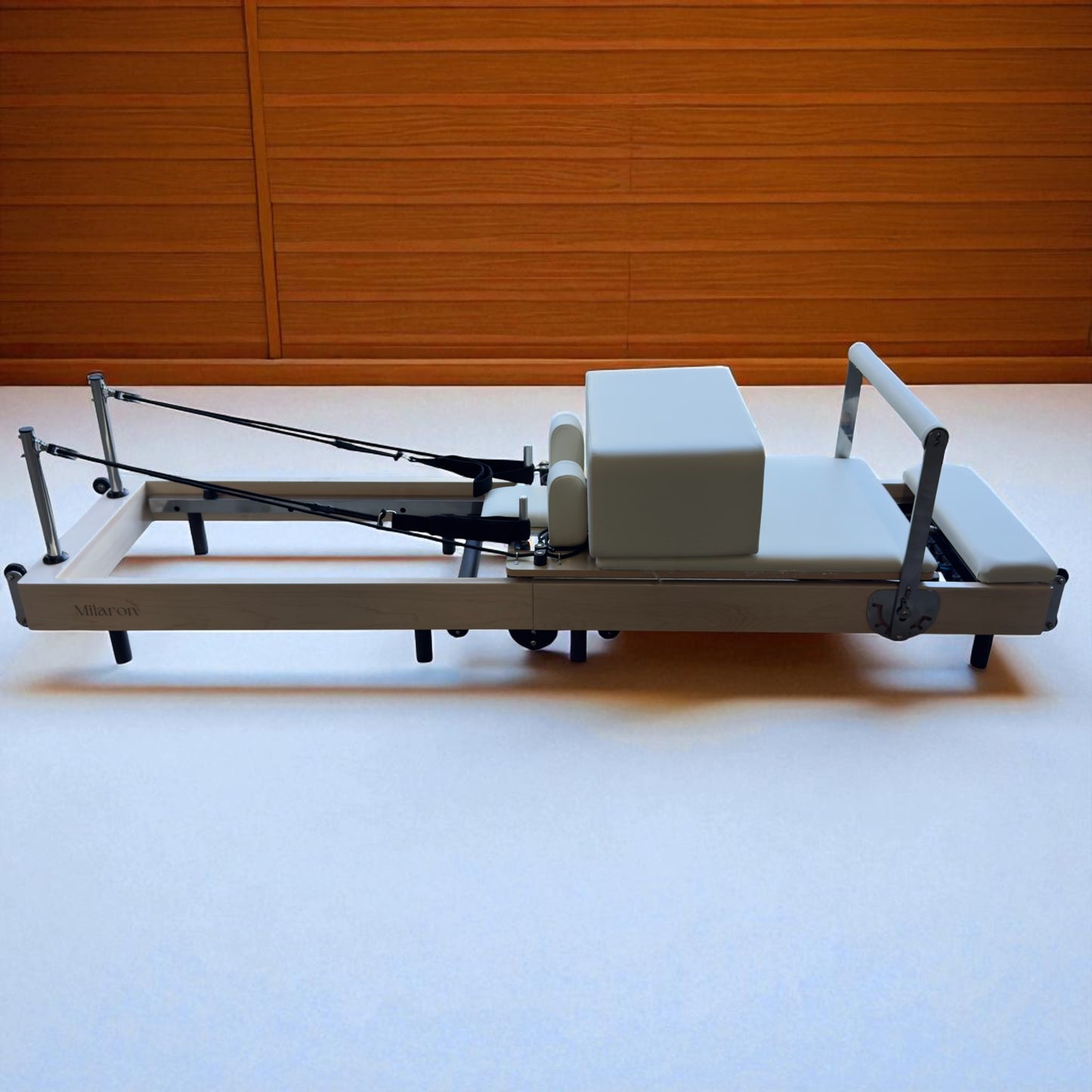 The Maple Foldable Creme V2