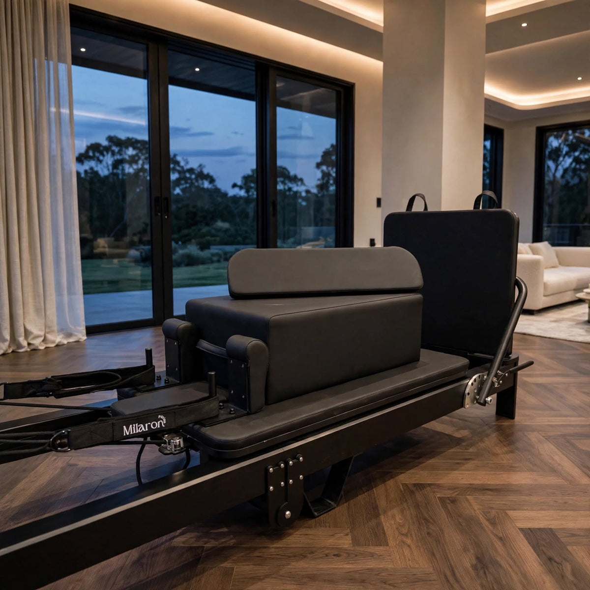 The Pearl Foldable Noir V3 - Foldable Reformer Pilates Machine