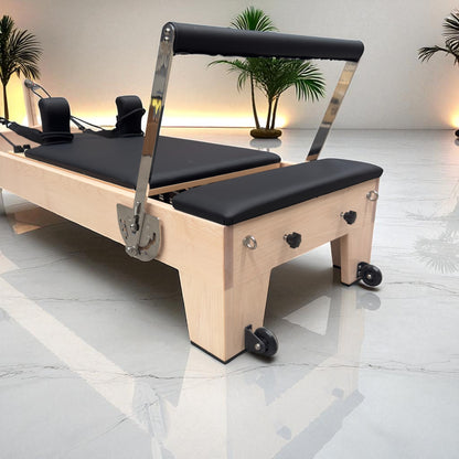 The Maple Studio Black V2