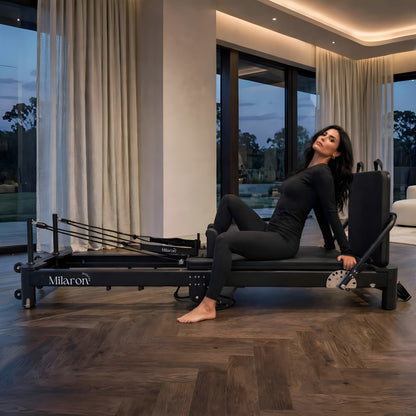The Pearl Foldable Noir V3 - Foldable Reformer Pilates Machine