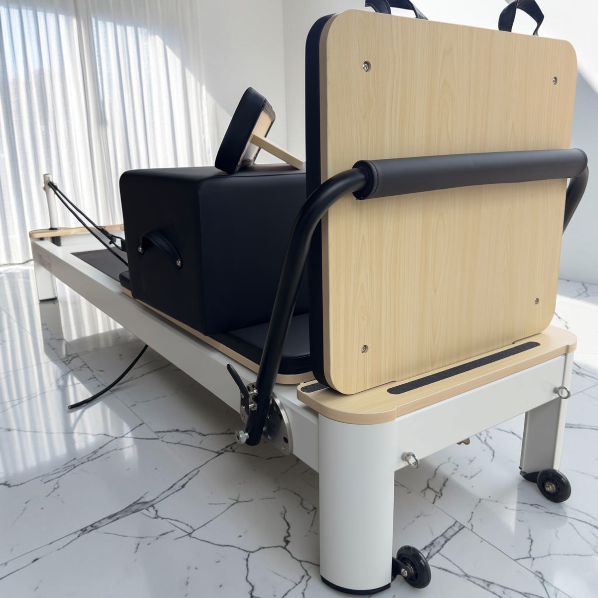 The Pearl Studio Original V3 - Studio Reformer Pilates Machine