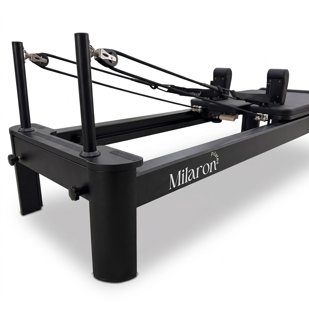 The Pearl Studio Noir V3 - Studio Reformer Pilates Machine